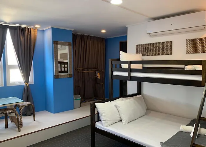 호텔 Attic Capsule Marigondon (Cebu)